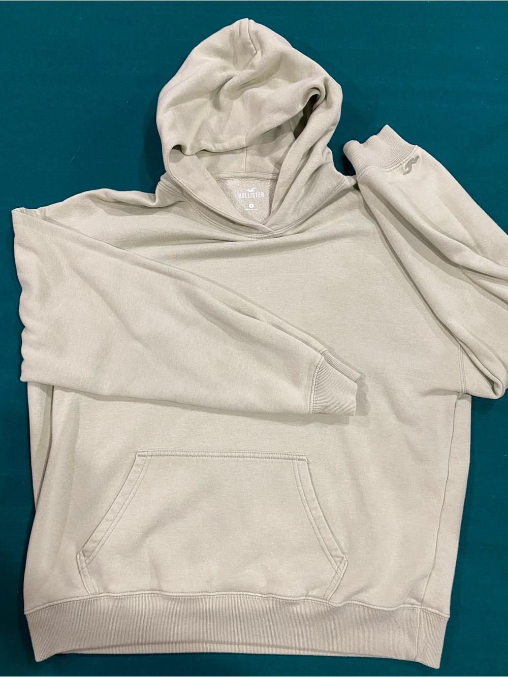 Hollister Women’s Light Sage Pullover Hoodie